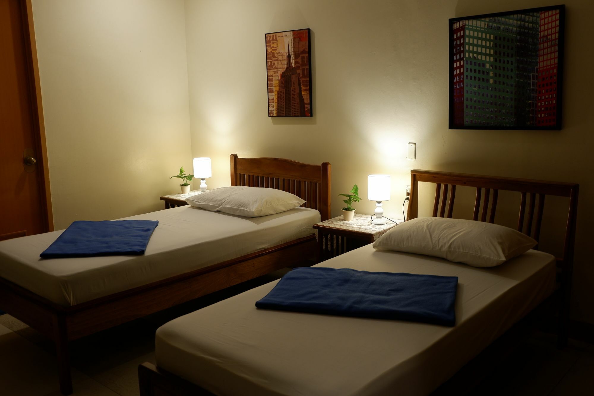Cebu Budgetel - It Park City Center Exteriör bild